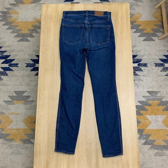Madewell 10" High-Rise Skinny Jeans in Tarren Wash - Picture 3 of 4